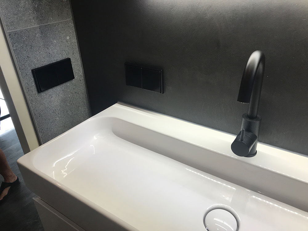 content 08b zwarte badkamer hendriks badkamers tegels sanitair sheerenberg